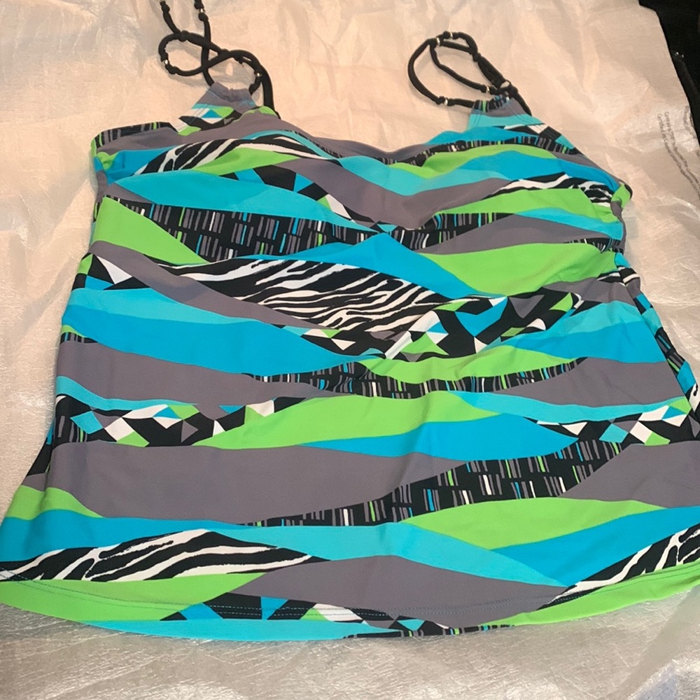 Tag tankini bathing top
